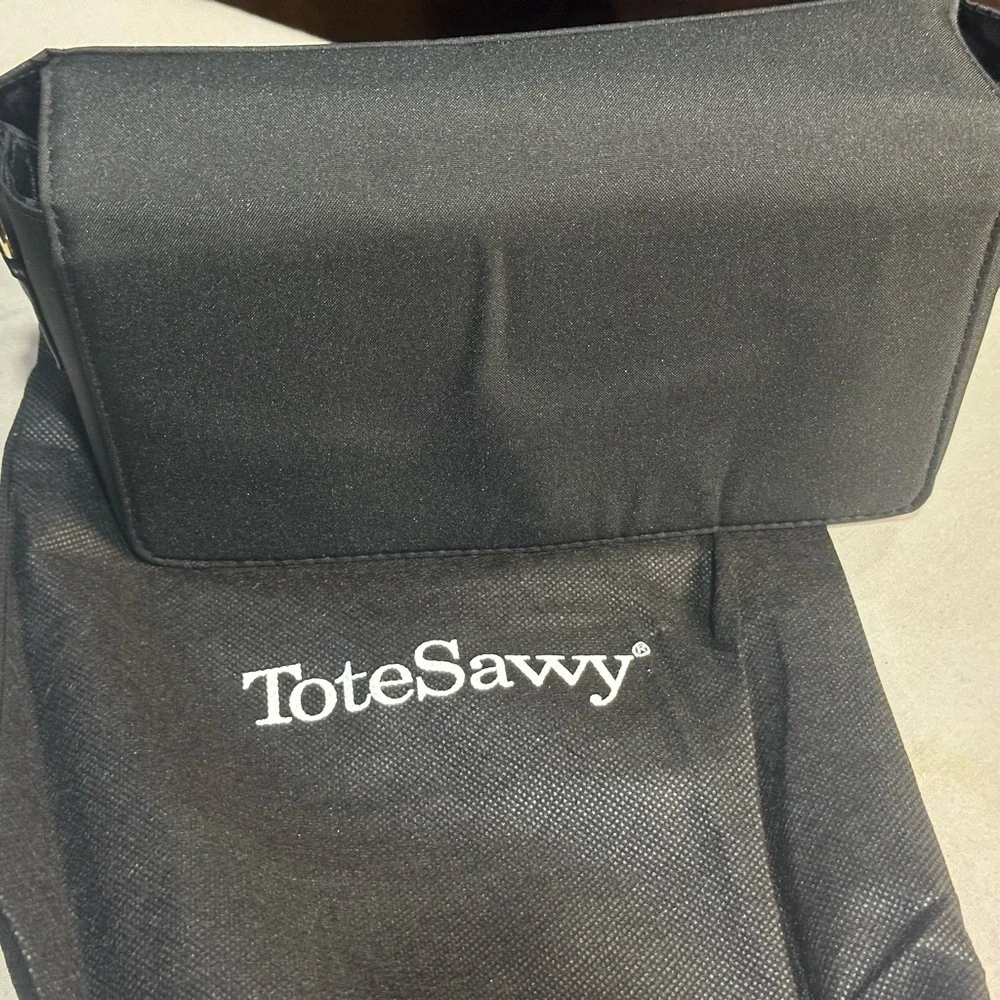 NEW ToteSavvy Black Baby Change Kit Organizer - Compact On-the-Go Diaper Pouch